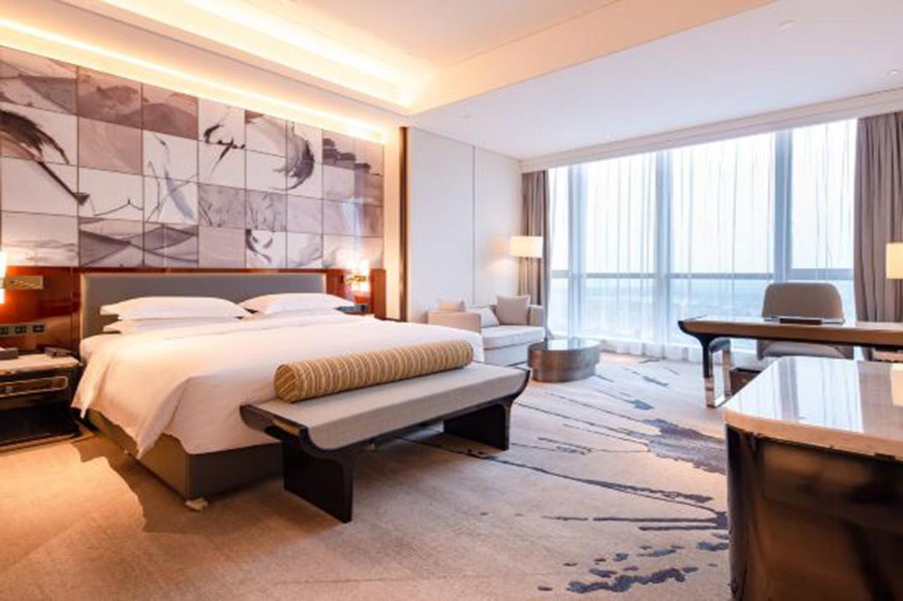 Wyndham Grand Suzhou Fenhu Hotel Xinta Bagian luar foto