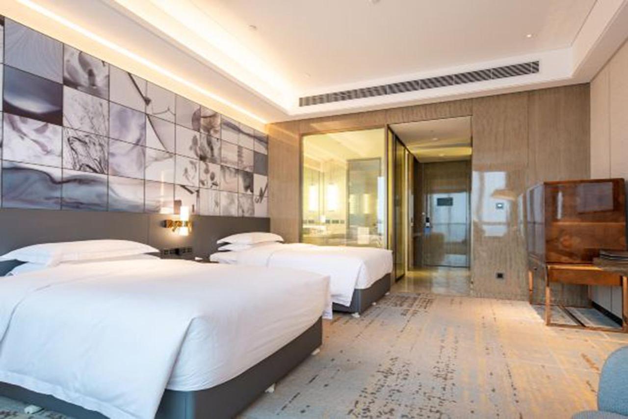 Wyndham Grand Suzhou Fenhu Hotel Xinta Bagian luar foto