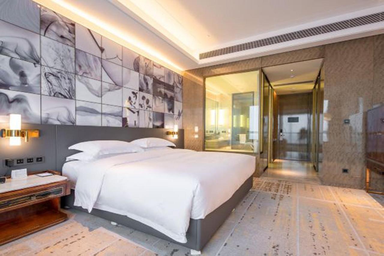 Wyndham Grand Suzhou Fenhu Hotel Xinta Bagian luar foto