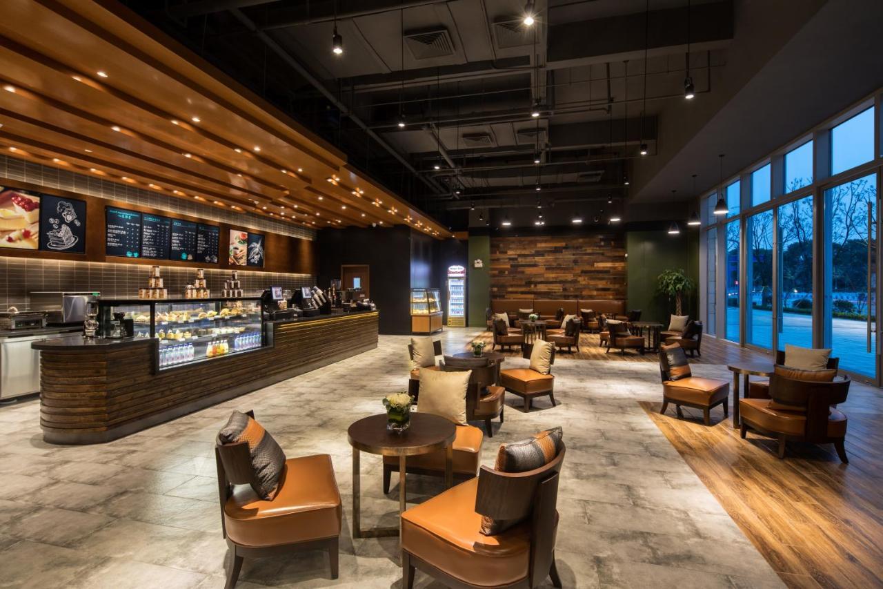 Wyndham Grand Suzhou Fenhu Hotel Xinta Bagian luar foto