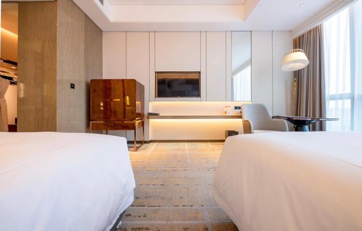 Wyndham Grand Suzhou Fenhu Hotel Xinta Bagian luar foto