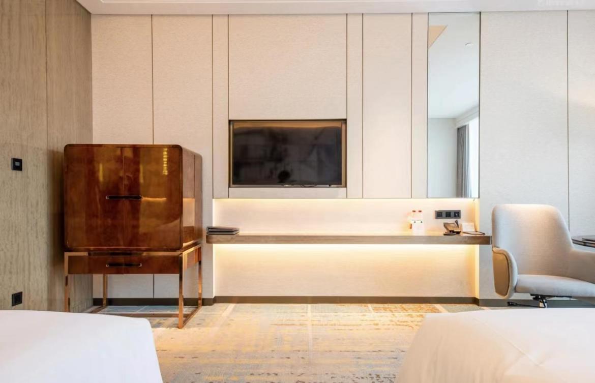 Wyndham Grand Suzhou Fenhu Hotel Xinta Bagian luar foto