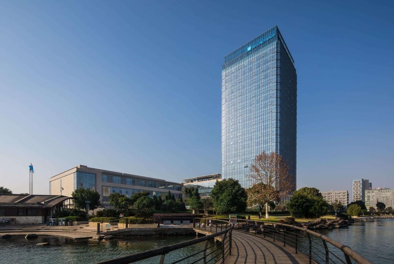 Wyndham Grand Suzhou Fenhu Hotel Xinta Bagian luar foto
